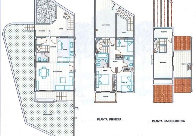 3-Этажные Таунхаусы в Фуэнхироле с Удобным Доступом к Шоссе 14
