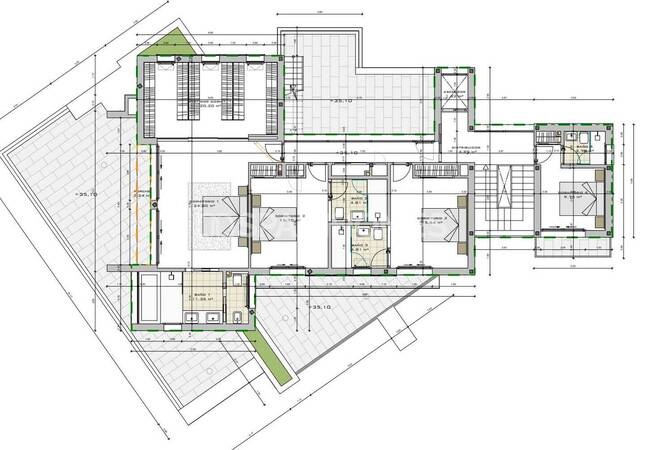 Marbella'da Golf Sahalarına Yakın Özel Asansörlü Lüks Villa 46
