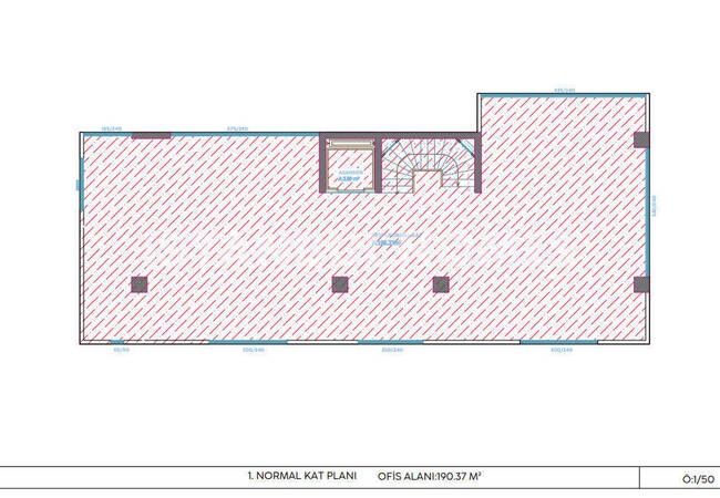 مركز أعمال بالقرب من محطة مترو أسكودار 12