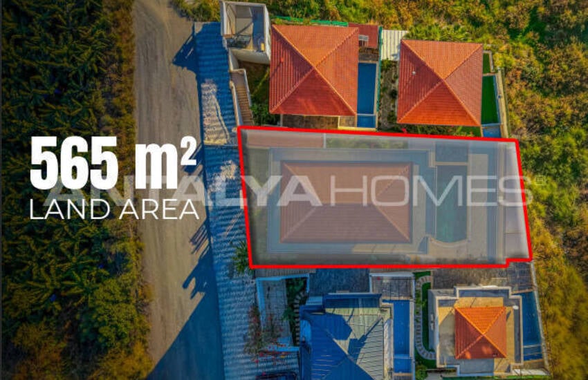 Alanya Kargıcak'ta Deniz Manzaralı Lüks 12 Odalı Villa 54