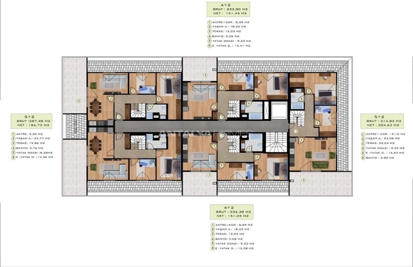 Chic Real Estate in İstanbul with an Indoor Swimming Pool