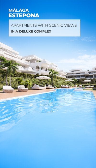 Sea View Apartments with Communal Pool in Estepona