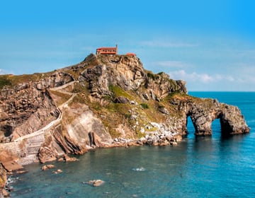 hill, rocks, red-house, blue-sky, ocean