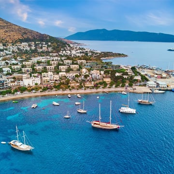 Bodrum'da deniz manzaralı evler