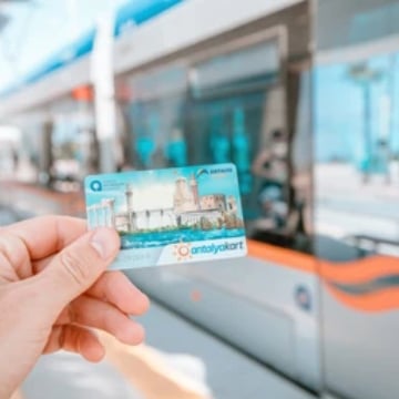 Toplu Taşıma İçin Kullanılan AntalyaKart