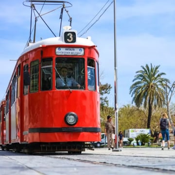 Antalya'da Nostaljik Tramvay Hatıı