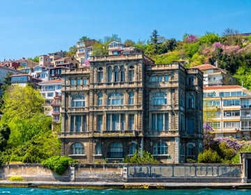 A Waterfront Mansion in Istanbul