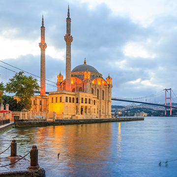 Mosquée d'Ortaköy à Istanbul