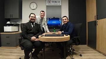 Сотрудники офиса Tekce Overseas в Ялове