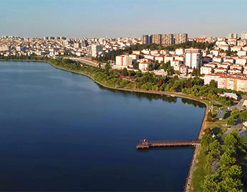 منازل على ضفاف البحيرة في اسطنبول، كوتشوك شكمجة