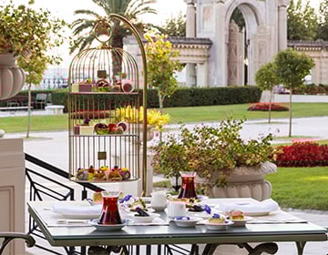 Çırağan Palace Kempinski beş çayı