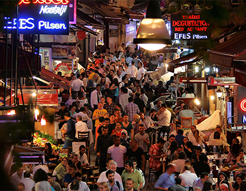 Nevizade Street in İstanbul Nevizade Street in İstanbul