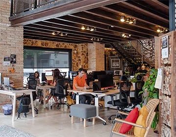 Income in Málaga and Cost of Living Comparison