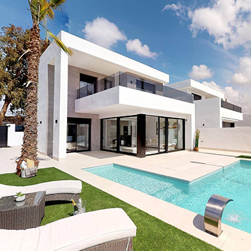 Lyxigt fristående hus med pool