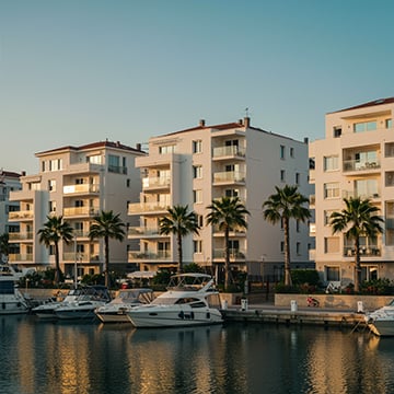 Vivre au bord de la marina en Espagne