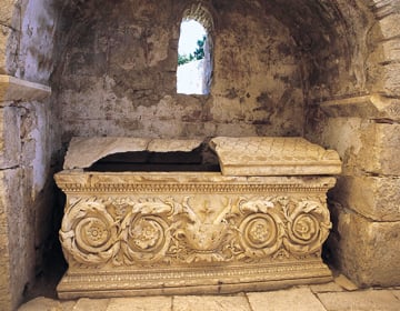 tomb, church